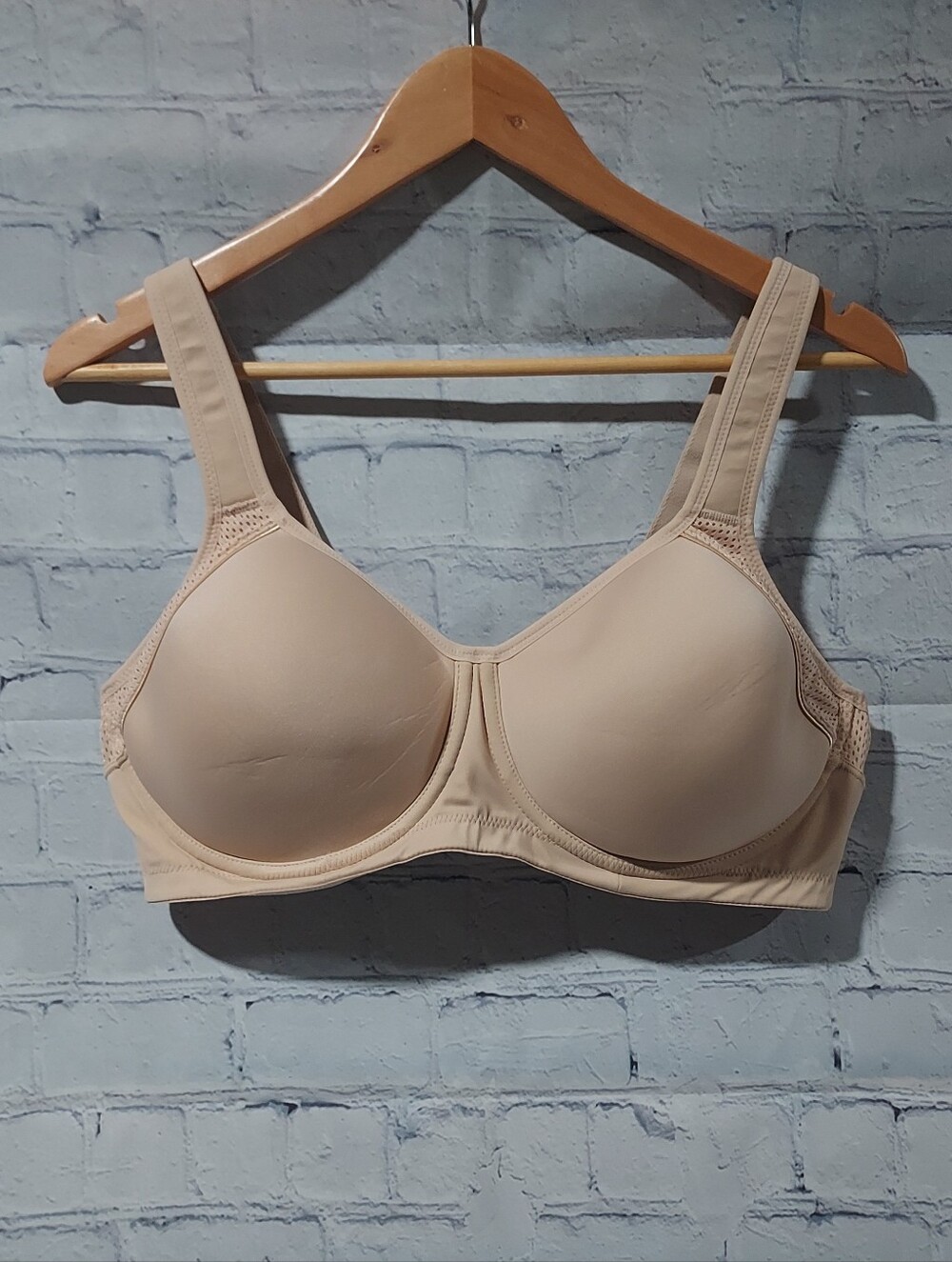 Wacoal 40C Sport Contour Underwire Bra Neutral 853302 Beige Feminine